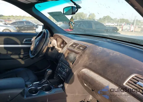 2016 Ford Explorer Xlt z USA, uszkodzony, nr VIN 1FM5K8D82GGB86393